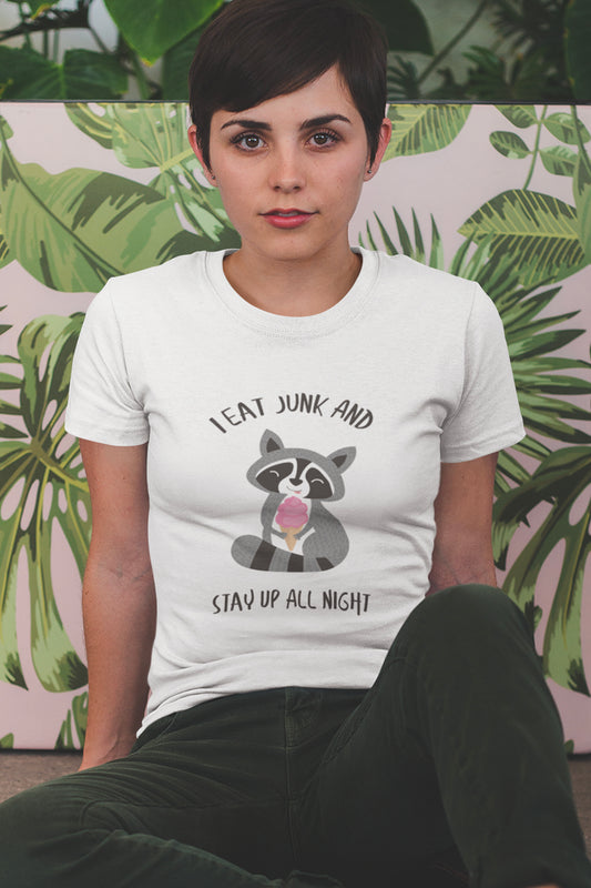 I Eat Junk - Women's T-shirt
